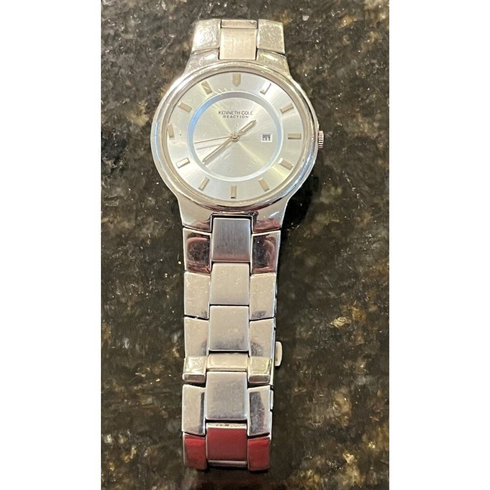 Kenneth Cole Mens Watch Silver Tone Steel Bracelet KC3342 New Battery 7.5"